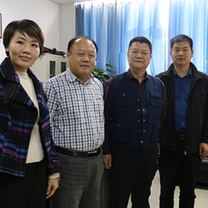 縱覽線纜集團副董事長徐洪虎走訪河南工學(xué)院，探討電線電纜人才培養(yǎng)機制 ... ... ... . ...