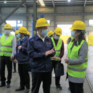 熱烈歡迎南寧市市場監(jiān)督管理局領(lǐng)導(dǎo)一行蒞臨縱覽集團參觀指導(dǎo) ... ...