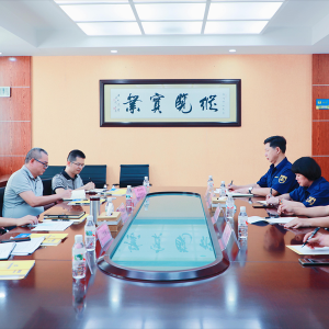 南寧市經(jīng)開區(qū)黨工委書記、管委會(huì)主任何尚漢到我司調(diào)研走訪 ... ...