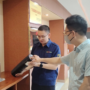 廣西五投國際貿(mào)易公司董事長(zhǎng)徐東明率隊(duì)到縱覽線纜集團(tuán)考察交流