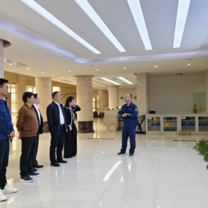 寧波東方電纜股份有限公司董事長(zhǎng)夏崇耀率隊(duì)到縱覽集團(tuán)開展業(yè)務(wù)交流